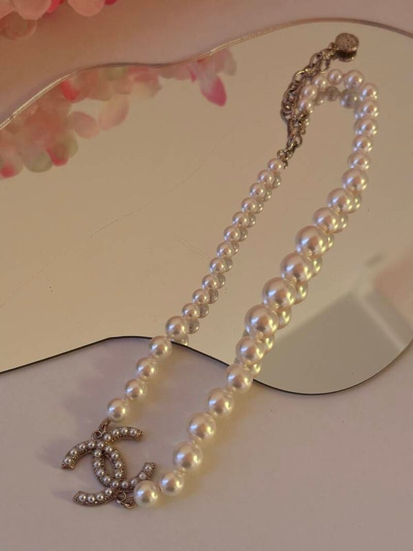 Collana perle CC