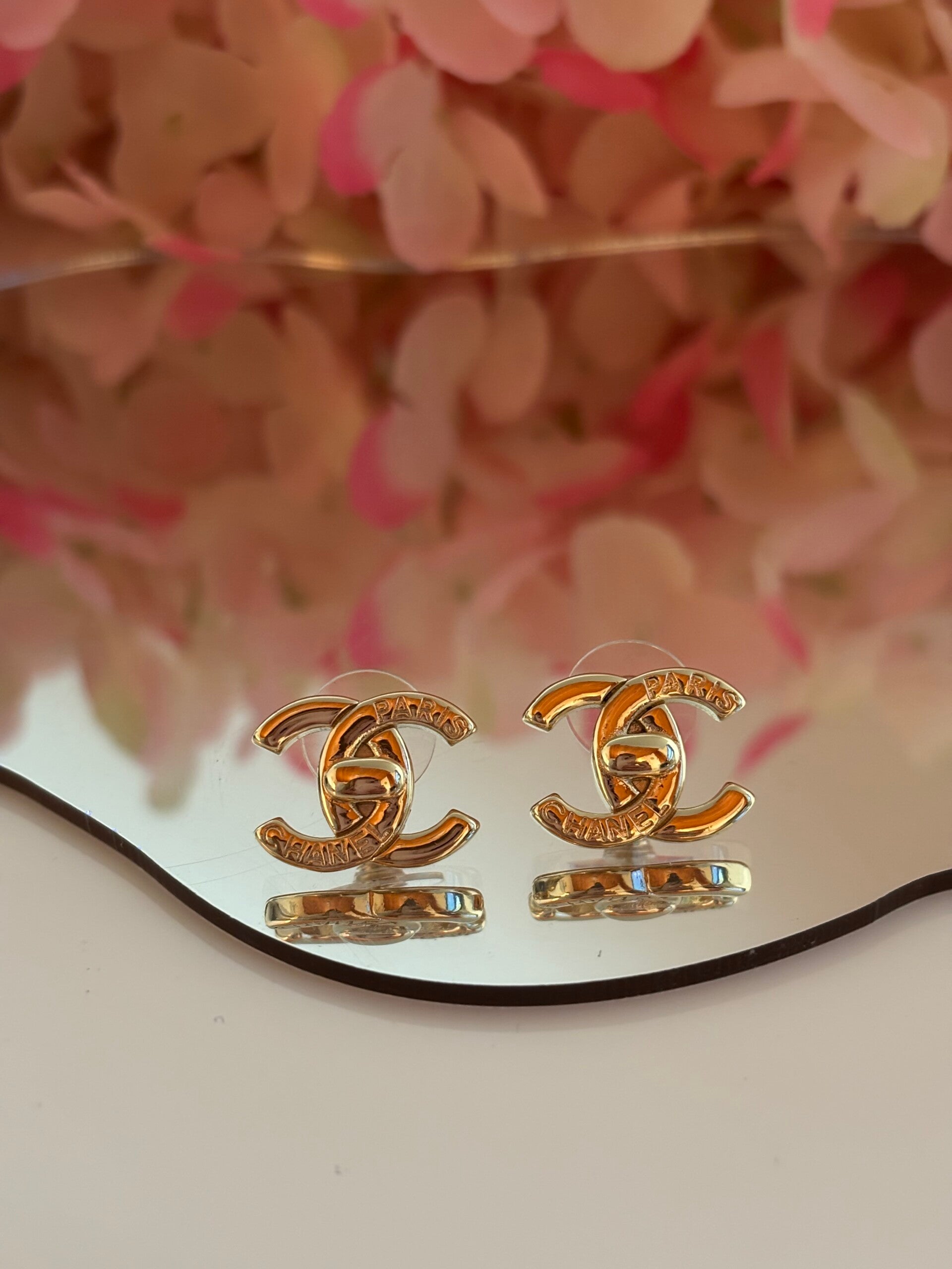 Orecchini vintage con logo cc