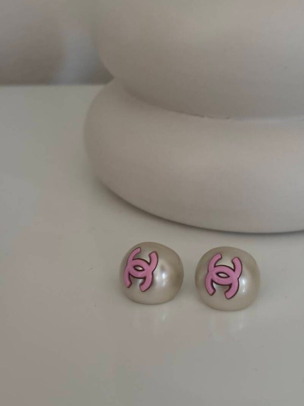 Orecchini grandi perle color pink cc
