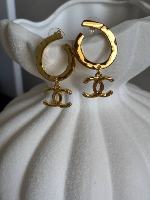 Orecchini vintage martellati con ciondolo pendente cc