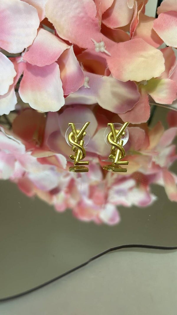 Orecchini classici Ysl