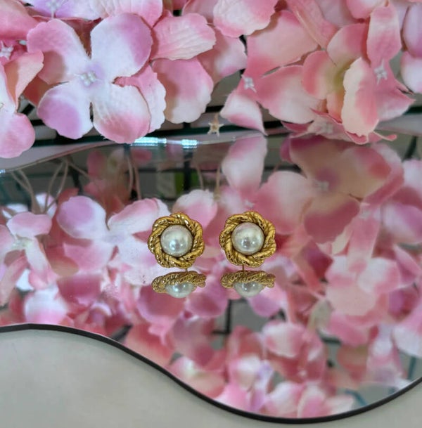 Orecchini intrecciati perlina