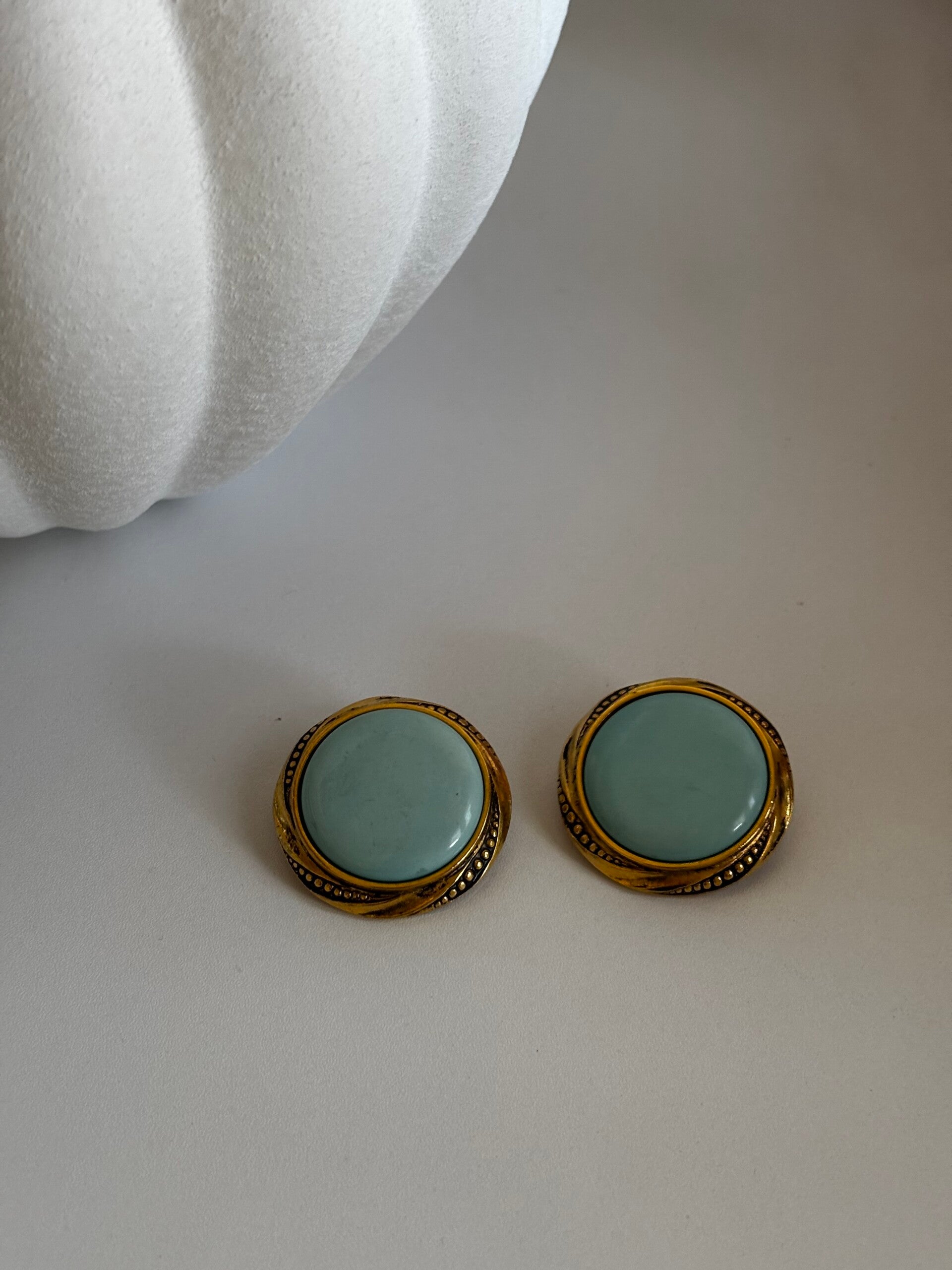 Orecchini vintage a clip cordoncino centro azzurro