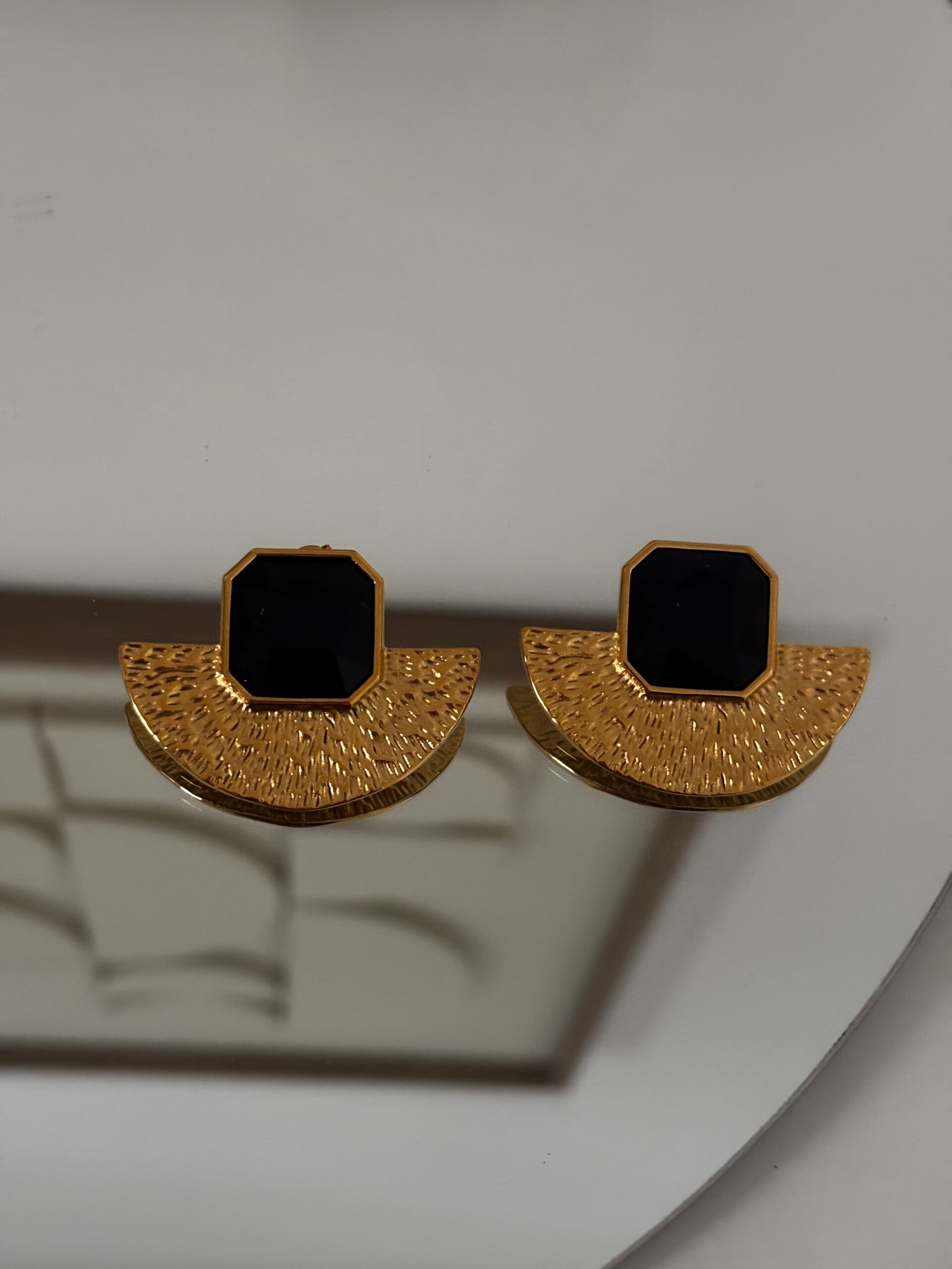 Orecchini stile vintage Cristal black