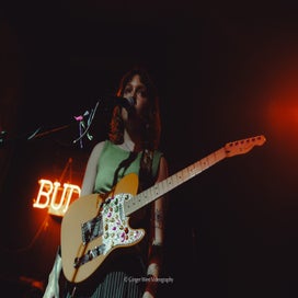p1133189-standard-e5tz3w.jpg
