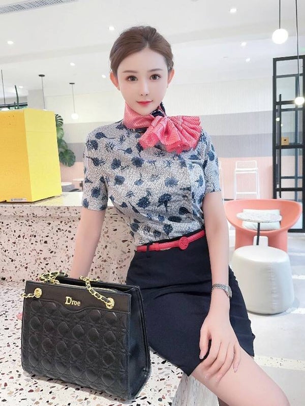 娇糯糯的Anna.台湾  中国.台湾 20岁身高166cm☎️702-886-6660