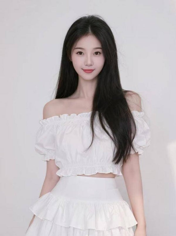 清秀妩媚.鑫寶✨吉林  中国.吉林 20岁身高166cm☎️7028866660