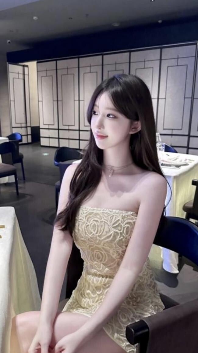 小红牌.嗲嗲✨北京  中国.北京 19岁身高168cm☎️7028866660
