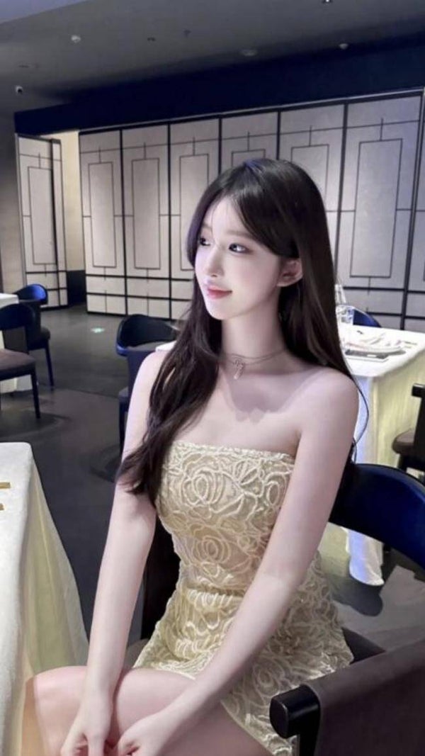 小红牌.嗲嗲✨北京  中国.北京 19岁身高168cm☎️7028866660