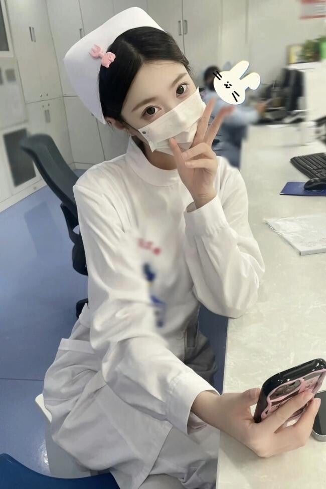 兼職小護士.晨曦✨浙江  中国.浙江 22岁身高160cm☎️7028866660