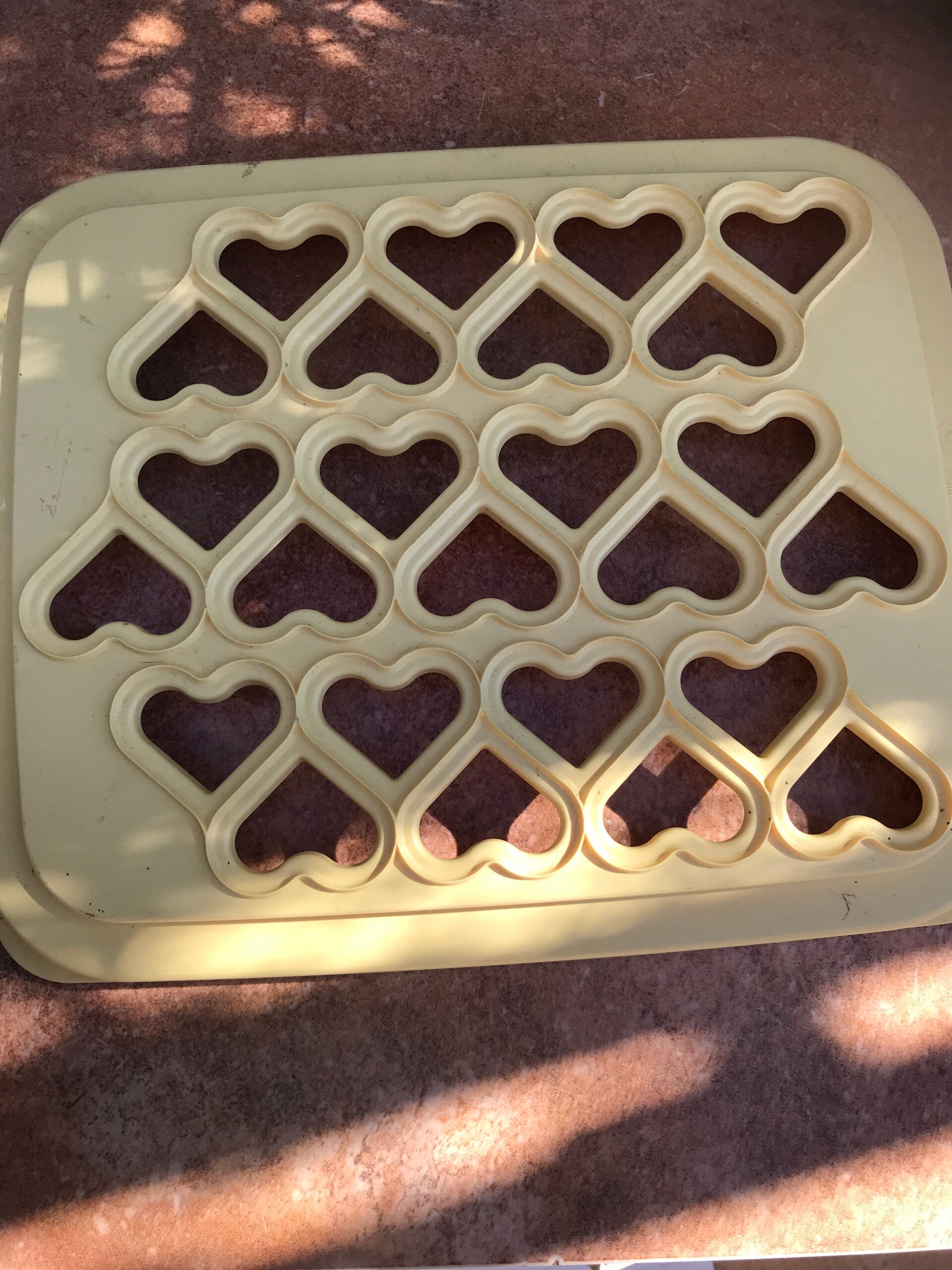 Tupperware backing forms 32 cm