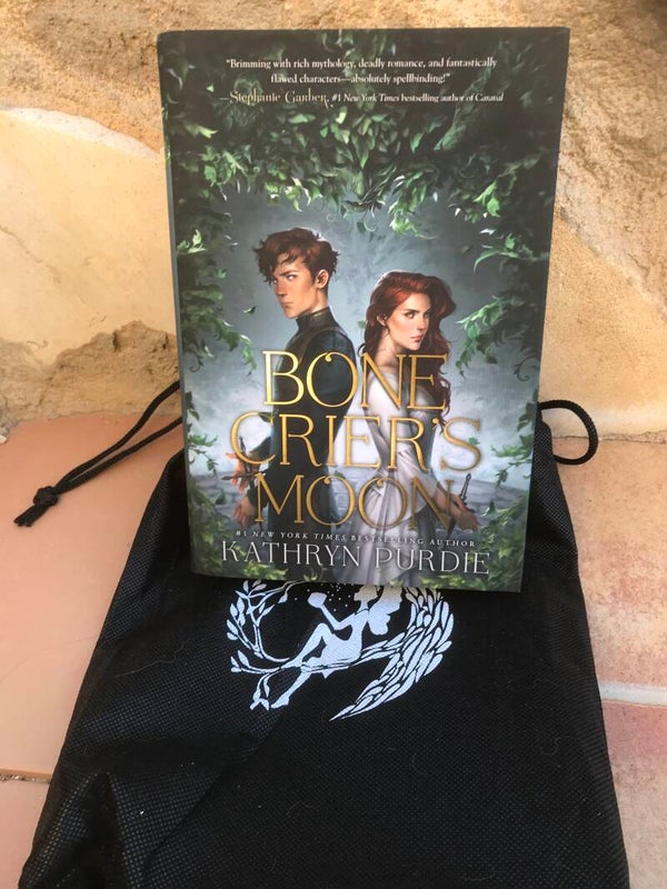 Special fairyloot signed edition bones cries moon