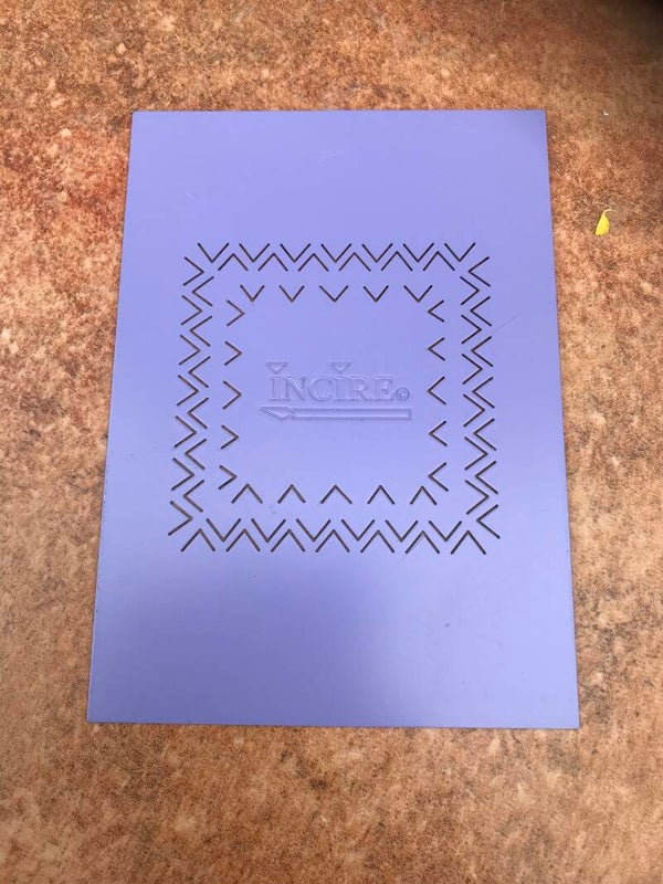 Mal for making cards.