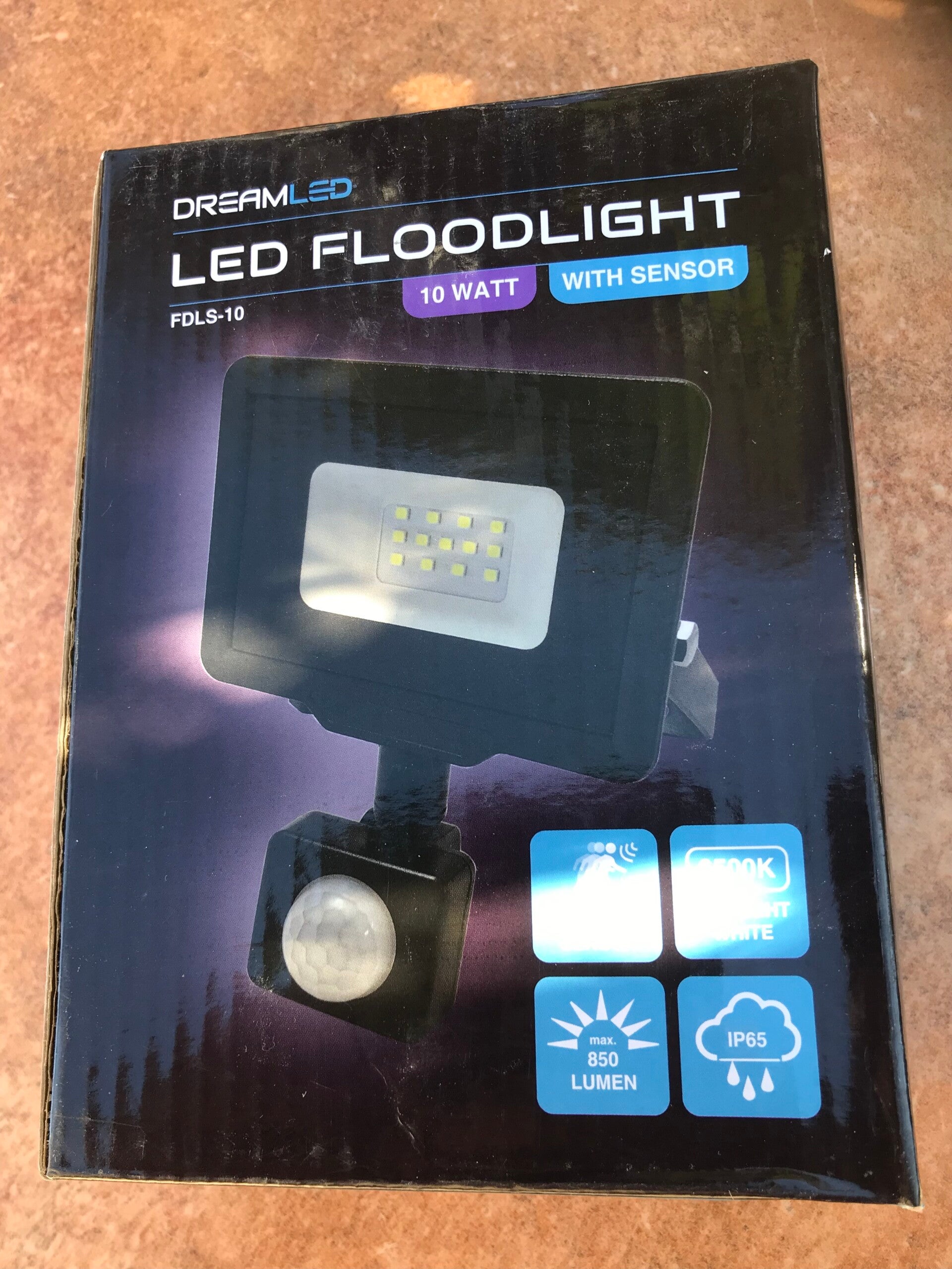 Led floodlights never used