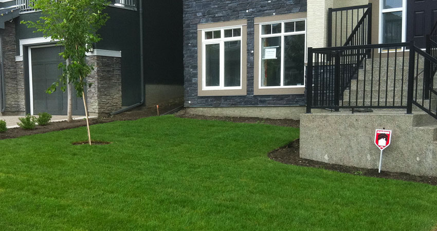 Front Lawn and Mulching Installation Whitby Landscaping