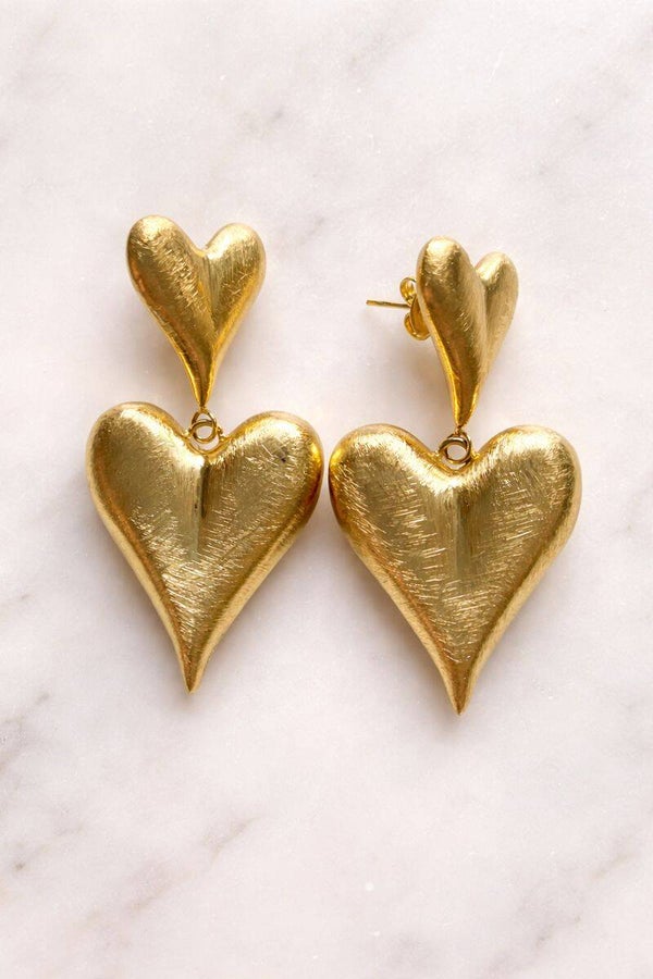 Gouden hartvormige oorbellen