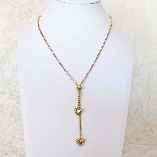 Ketting met ongelijke hartjes