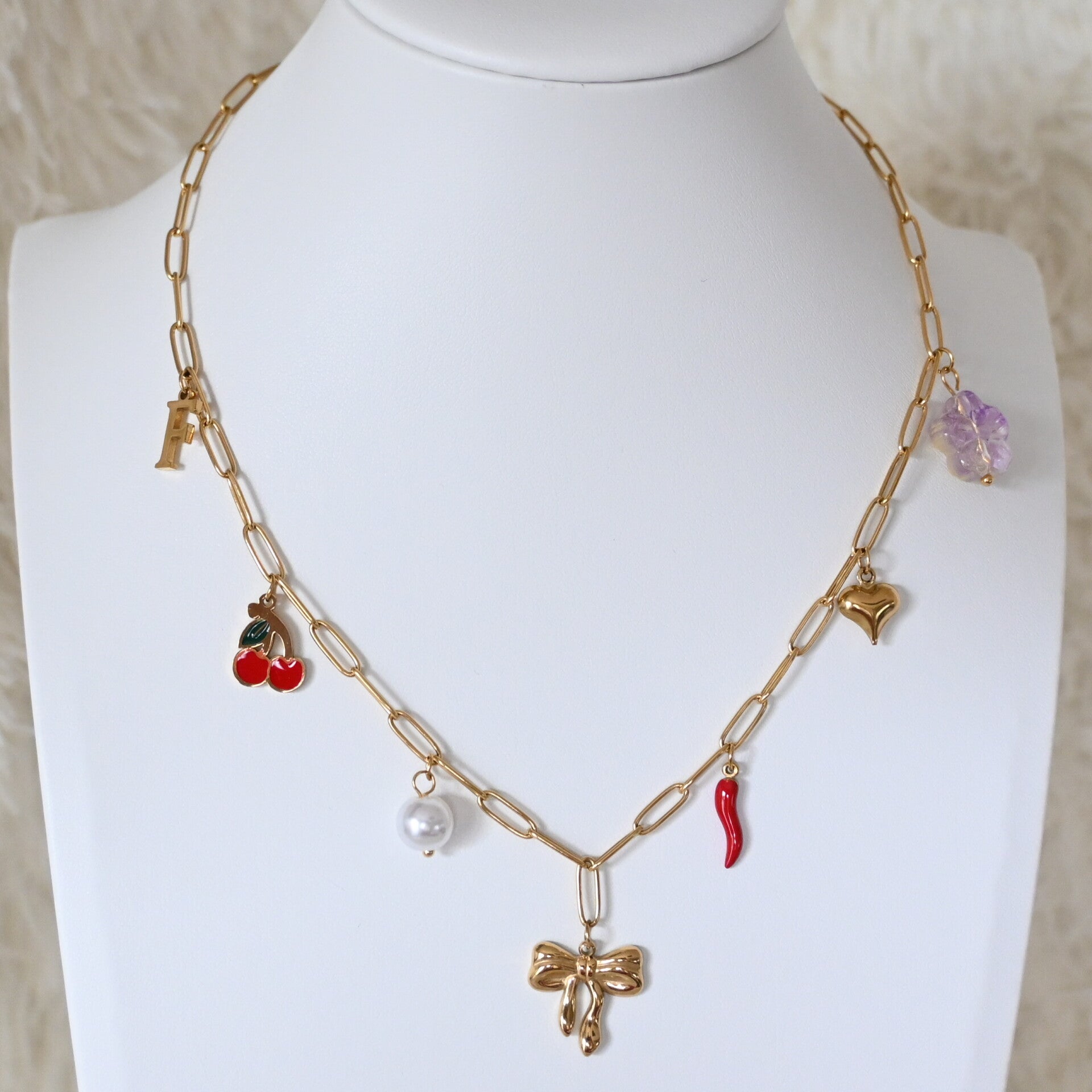 Trendy Gouden Bedelketting – Must-Have Accessoire