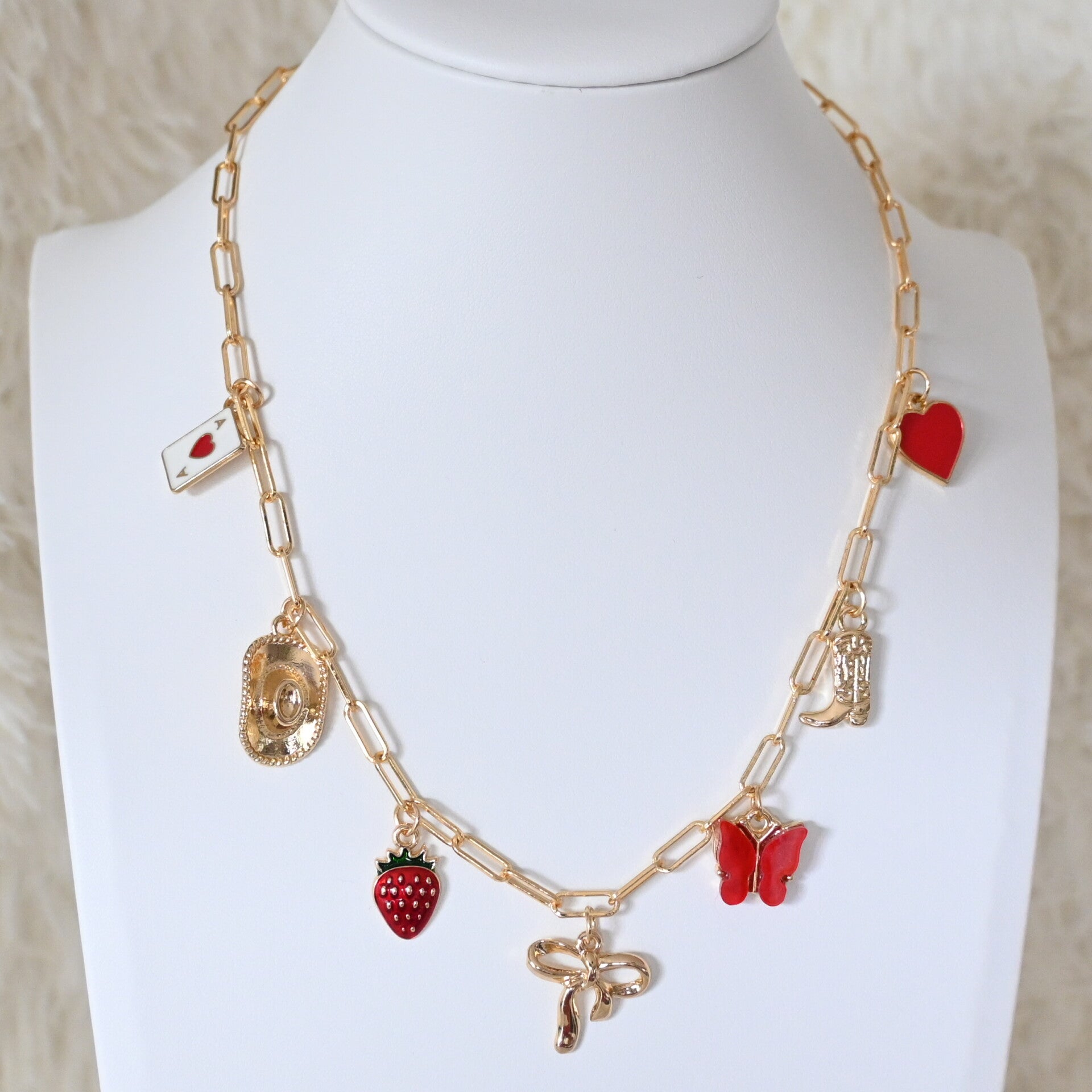 Moderne Gouden Ketting met Bedels – Perfect te Combineren