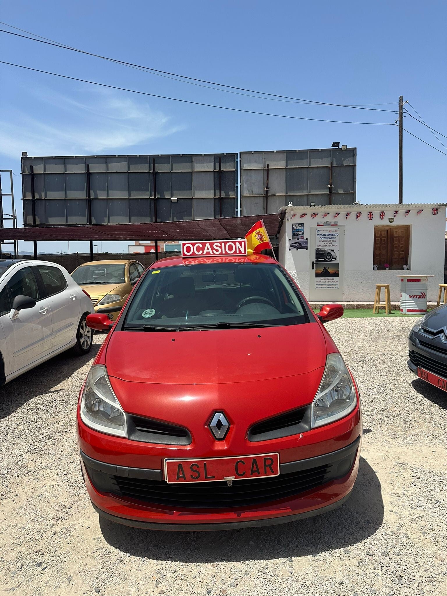 RENAULT CLIO