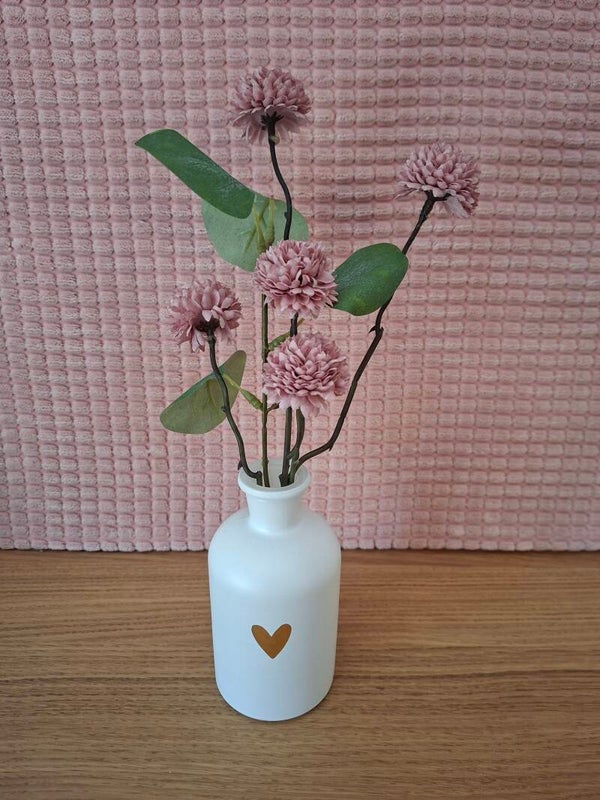 B | Vaas met oud roze bloem