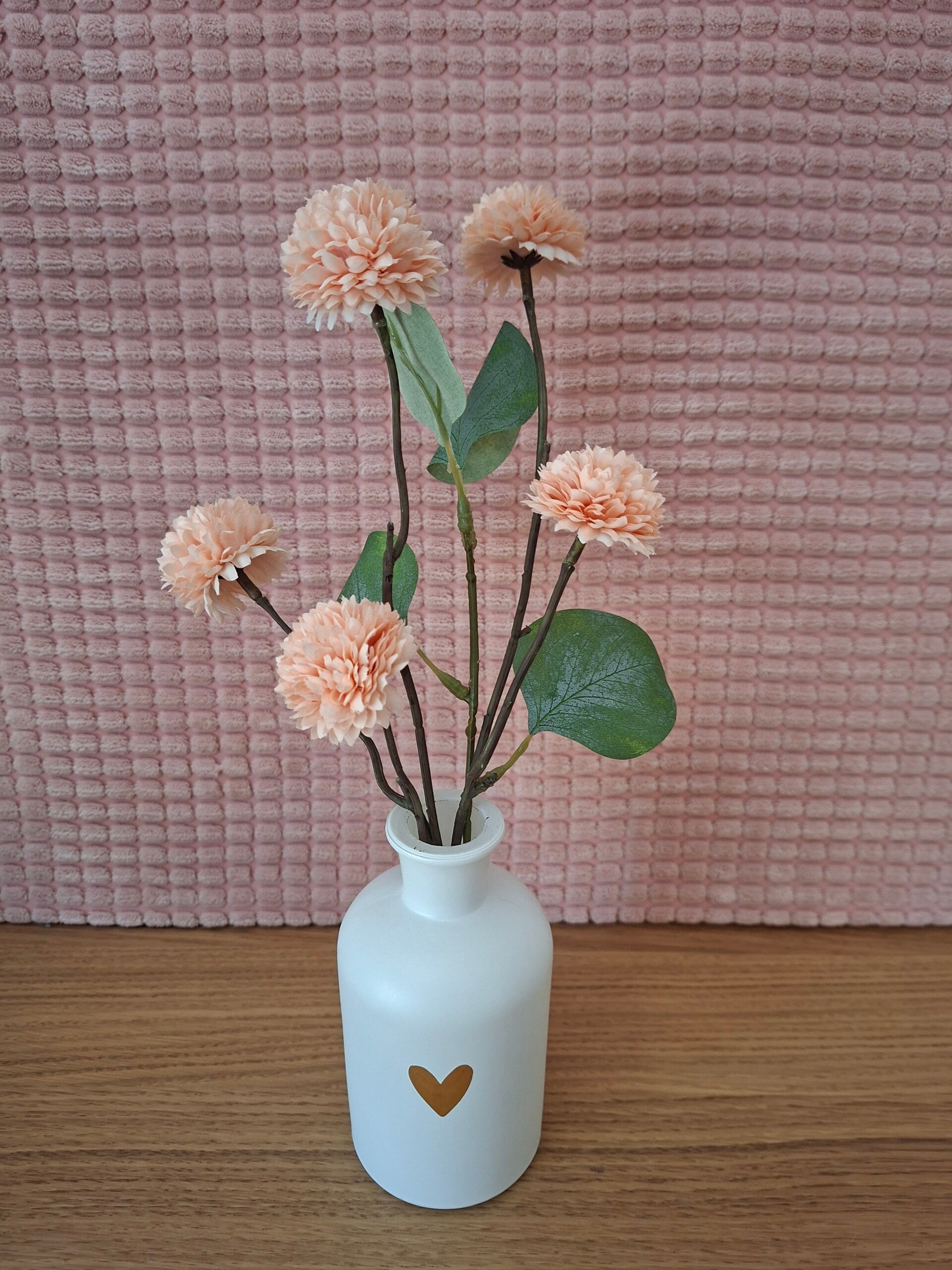 B | Vaas met zalm bloem