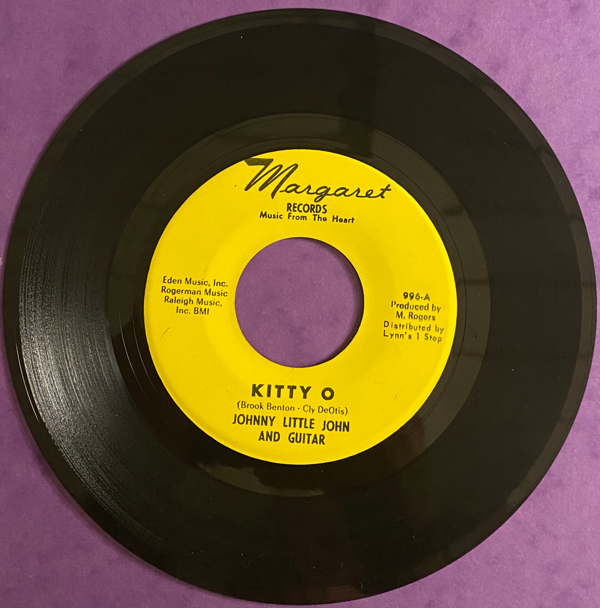 Johnny Little john And Guitar Kitty O