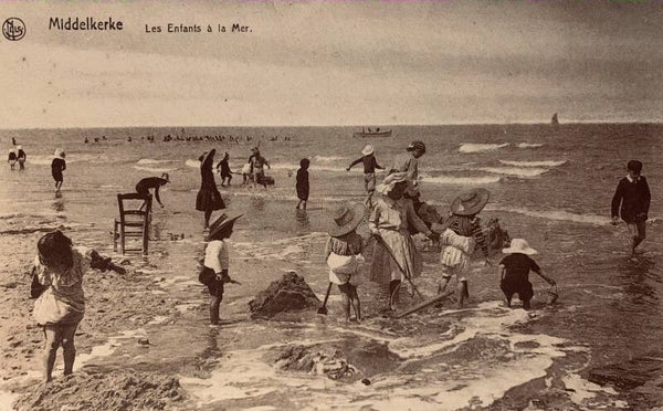 CPA Middelkerke Les enfants de la Mer