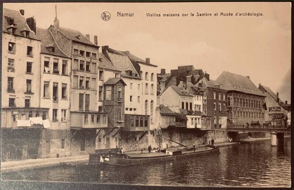 CPA Namur Vieilles maisons surla Sambre et Musée d'archéologie