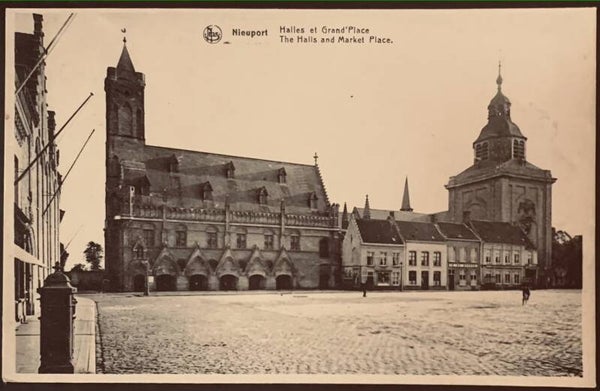 Nieuport — "Halles et Grand'Place »