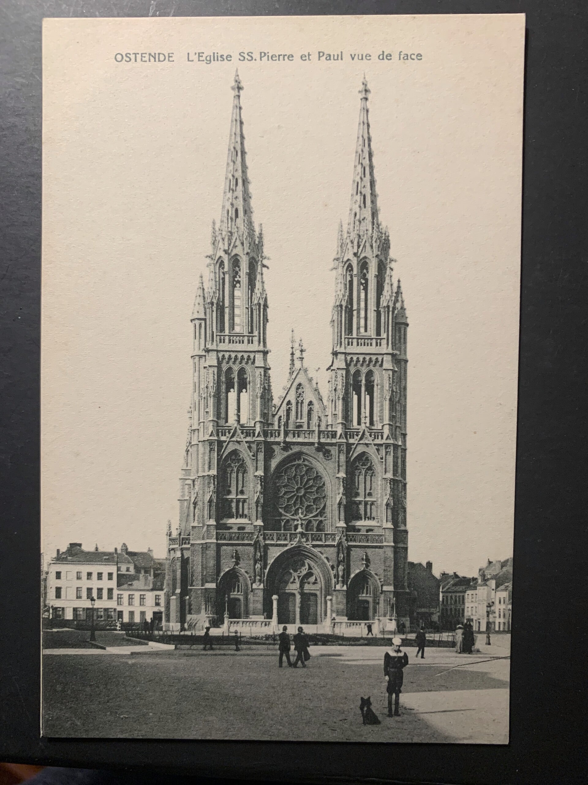 CPA Ostende L'Eglise SS Pierre et Paul vue de face