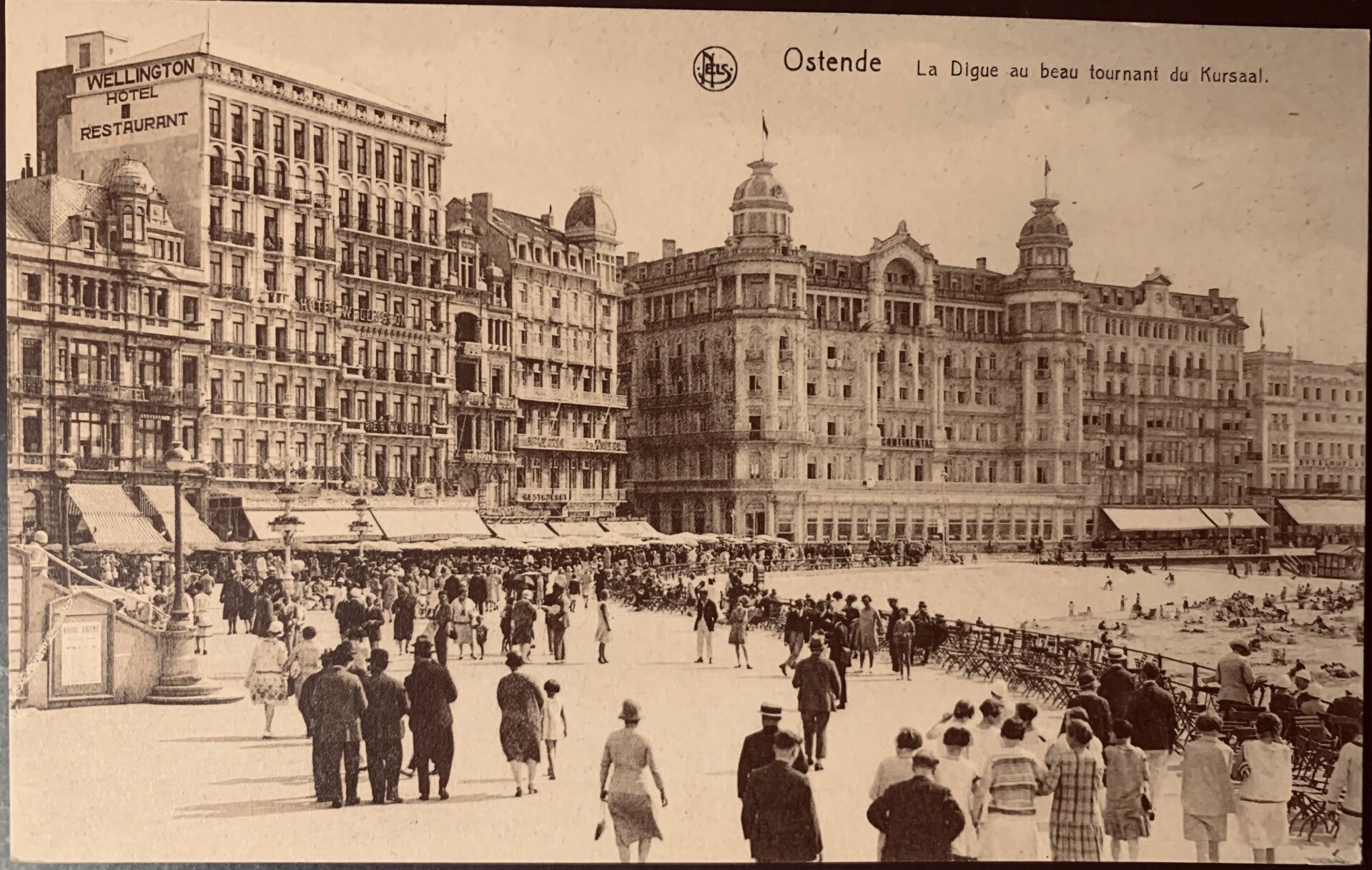 CPA Ostende La Digue au beau tournant du Kursaal
