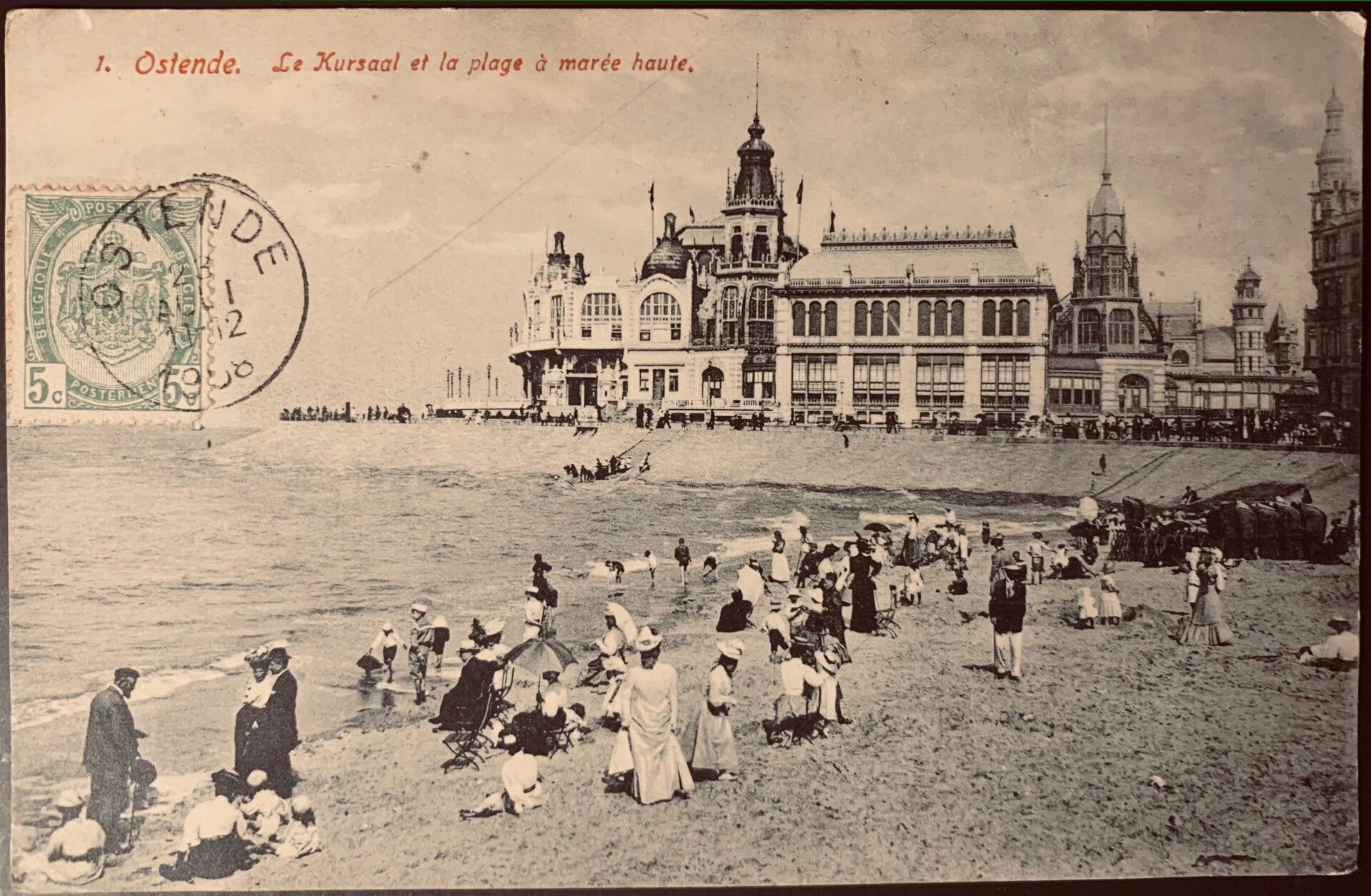 CPA Ostende Le Kursaal et la plage à marée haute