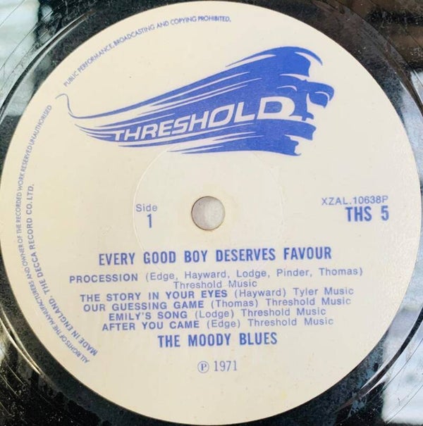 🇬🇧 THE MOODY BLUES – Every Good Boy Deserves Favour [VINYLE SEUL] [Threshold] [VG+] [PROG ROCK] THE COLLECTOR