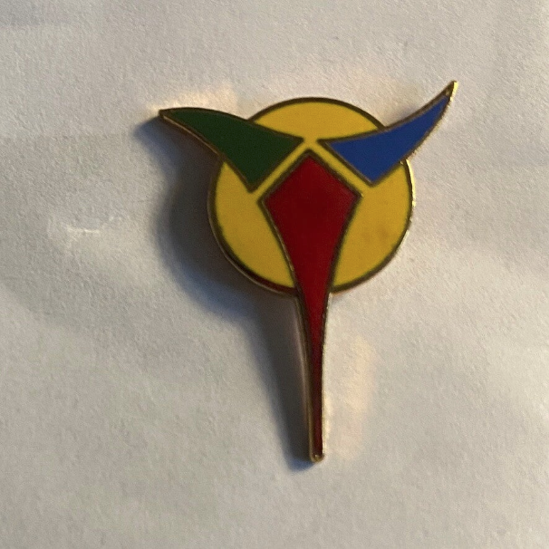 👽 STAR TREK – Klingon Empire Emblem | Vintage Tricolor Metal Enamel Pin