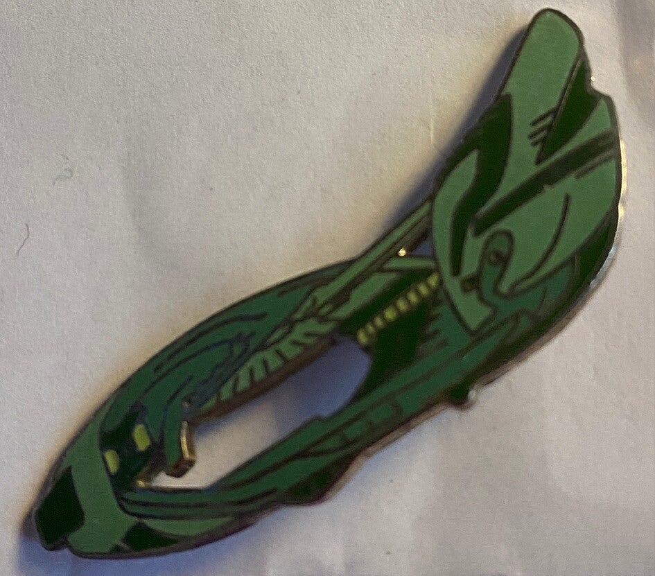 Pin's de Collection Star Trek Vaisseau Spatial Romulan Warbird