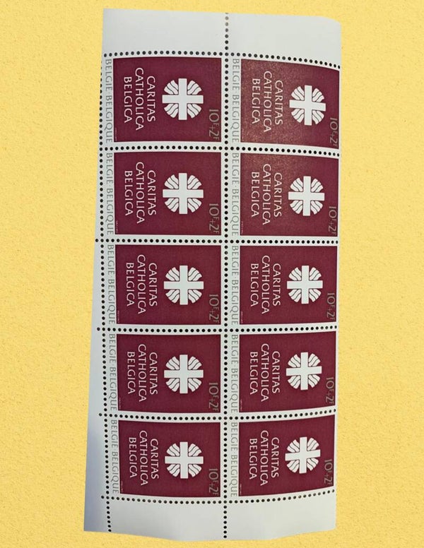 Timbres-poste belges anniversaire  fondation de organisation Caritas Catholica Belgica.