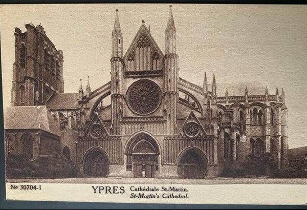 La Cathédrale Saint-Martin d'Ypres en Belgique.