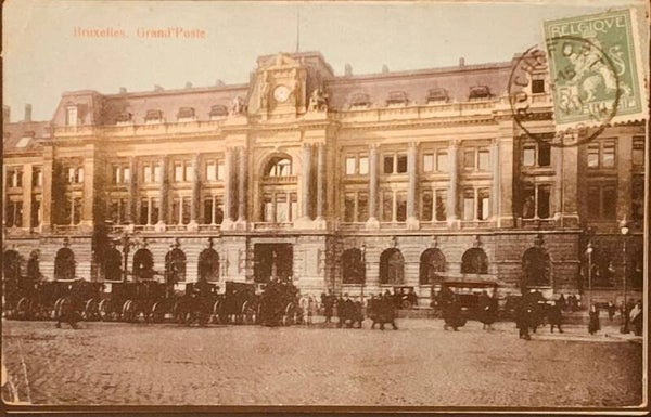 CPA- l'ancien Hôtel des Postes et Télégraphes de Bruxelles, situé place de la Monnaie, vers 1900.