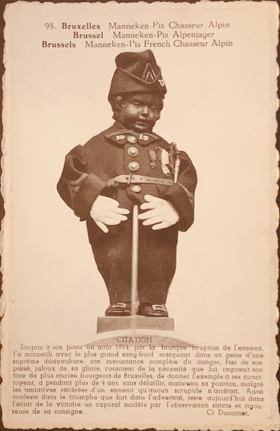 carte postale d'archive  Manneken-Pis Chasseur Alpin