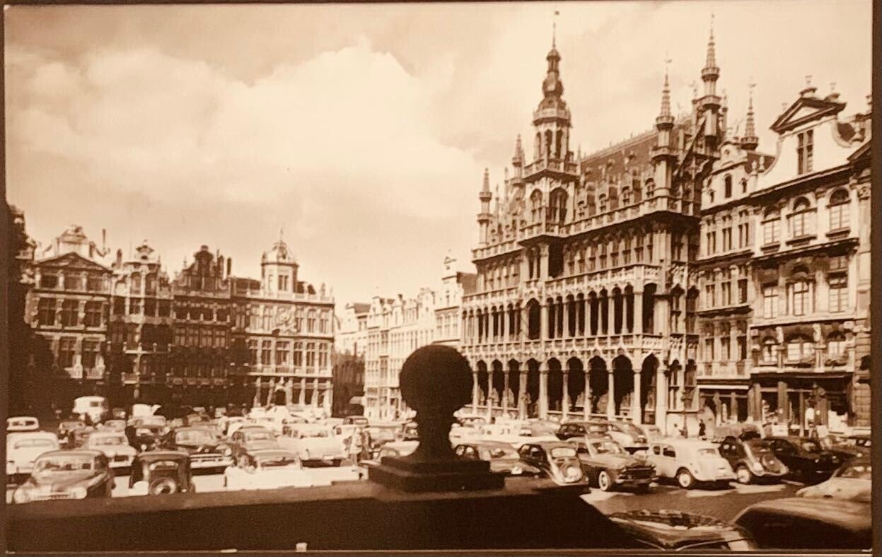 La Grand-Place de Bruxelles et la Maison du Roi dans les années 1950
