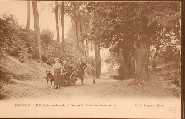 carte postale ancienne  BRUXELLES-Schaerbeek. — Dans la Vallée Josaphat.