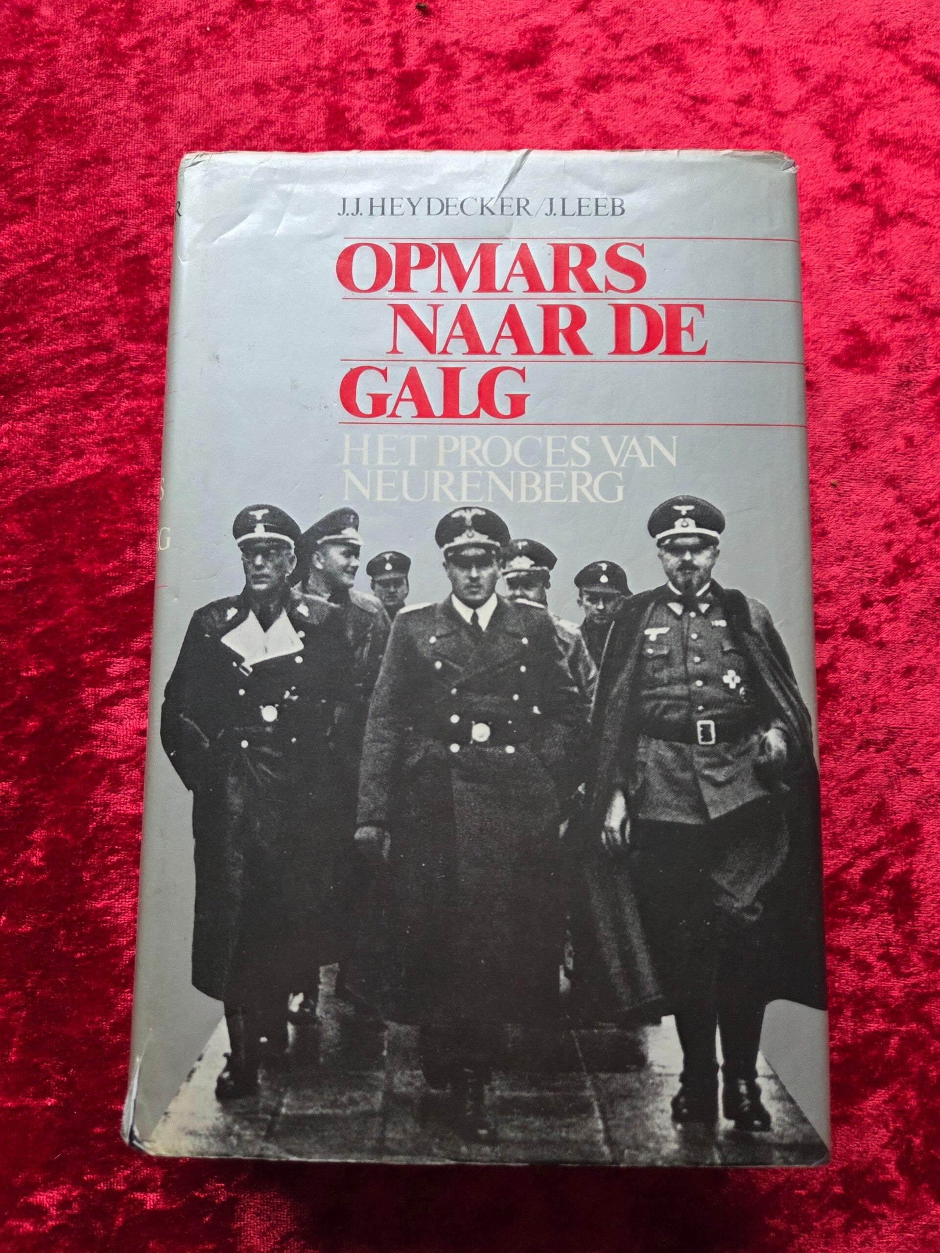 Opmars naar de galg