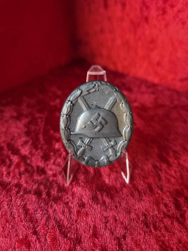 Verwundetenabzeichen in zilver/goud?