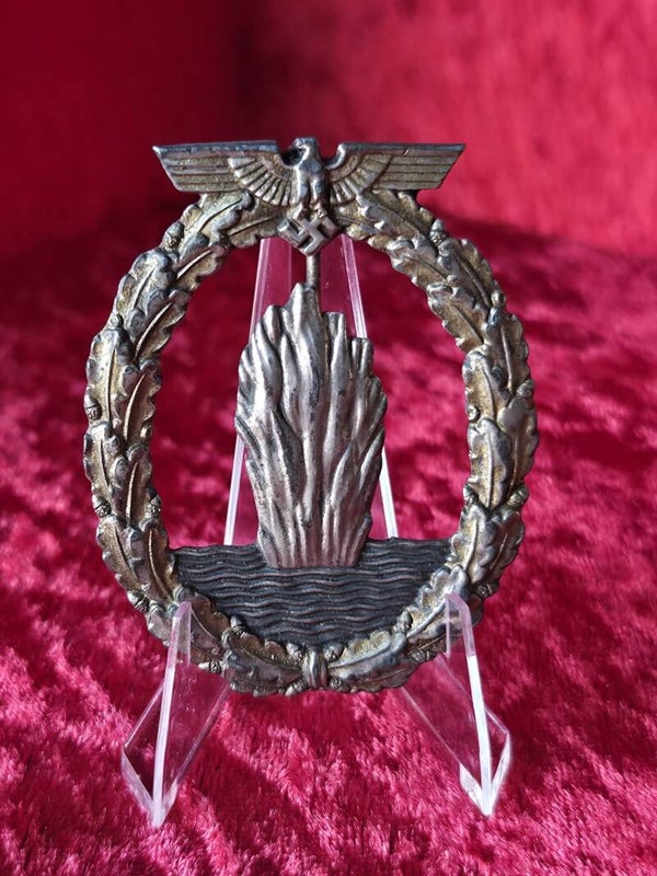 Ongemarkeerde mijnenvegerbadge