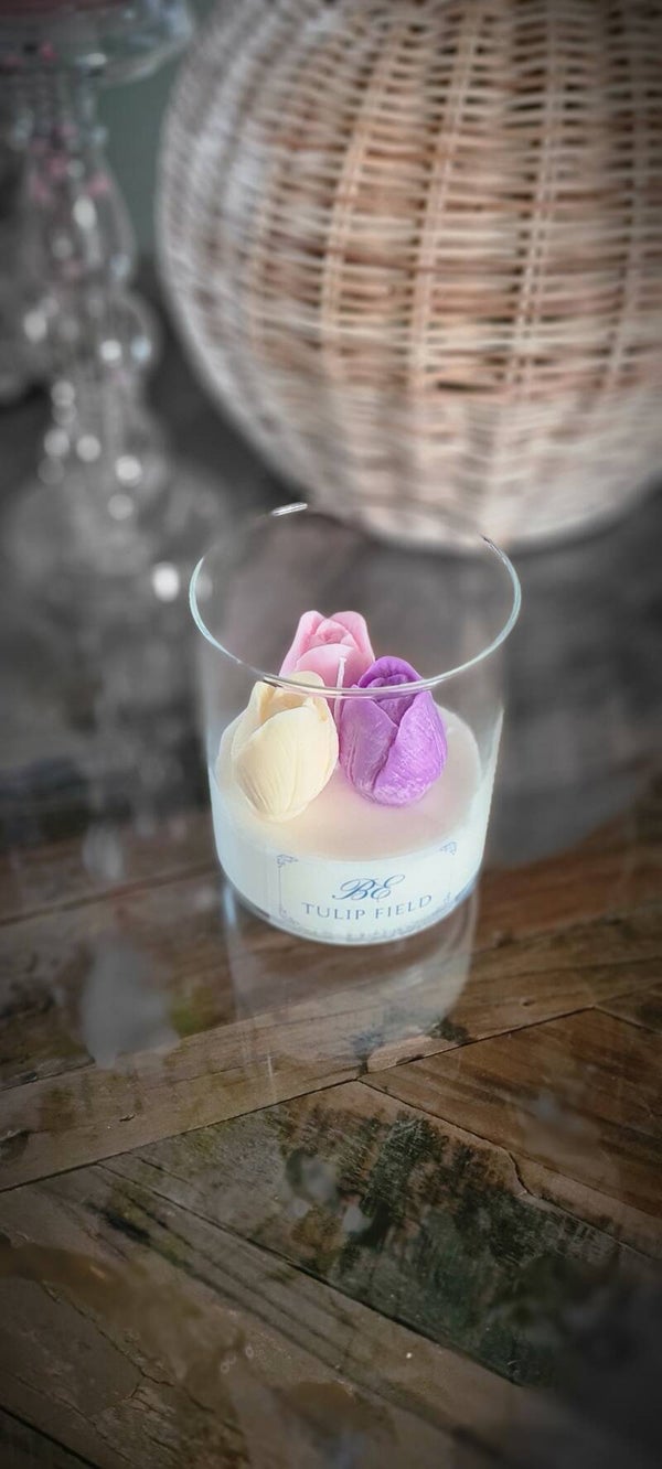 Elegant Tulipfield