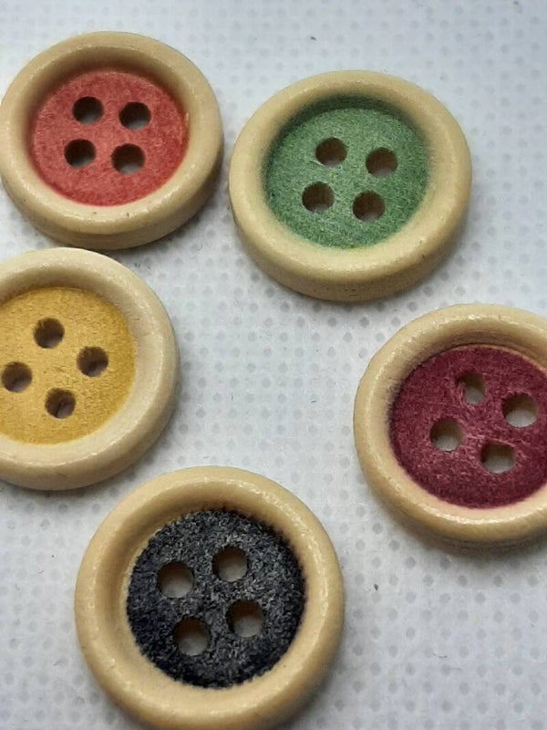 Knoop 15 mm hout gekleurd assort (5 stuks)