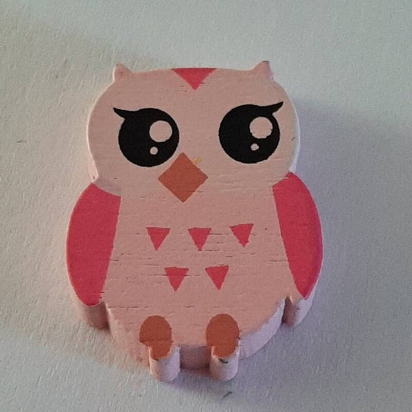 Houten uil 20 x 18 roze