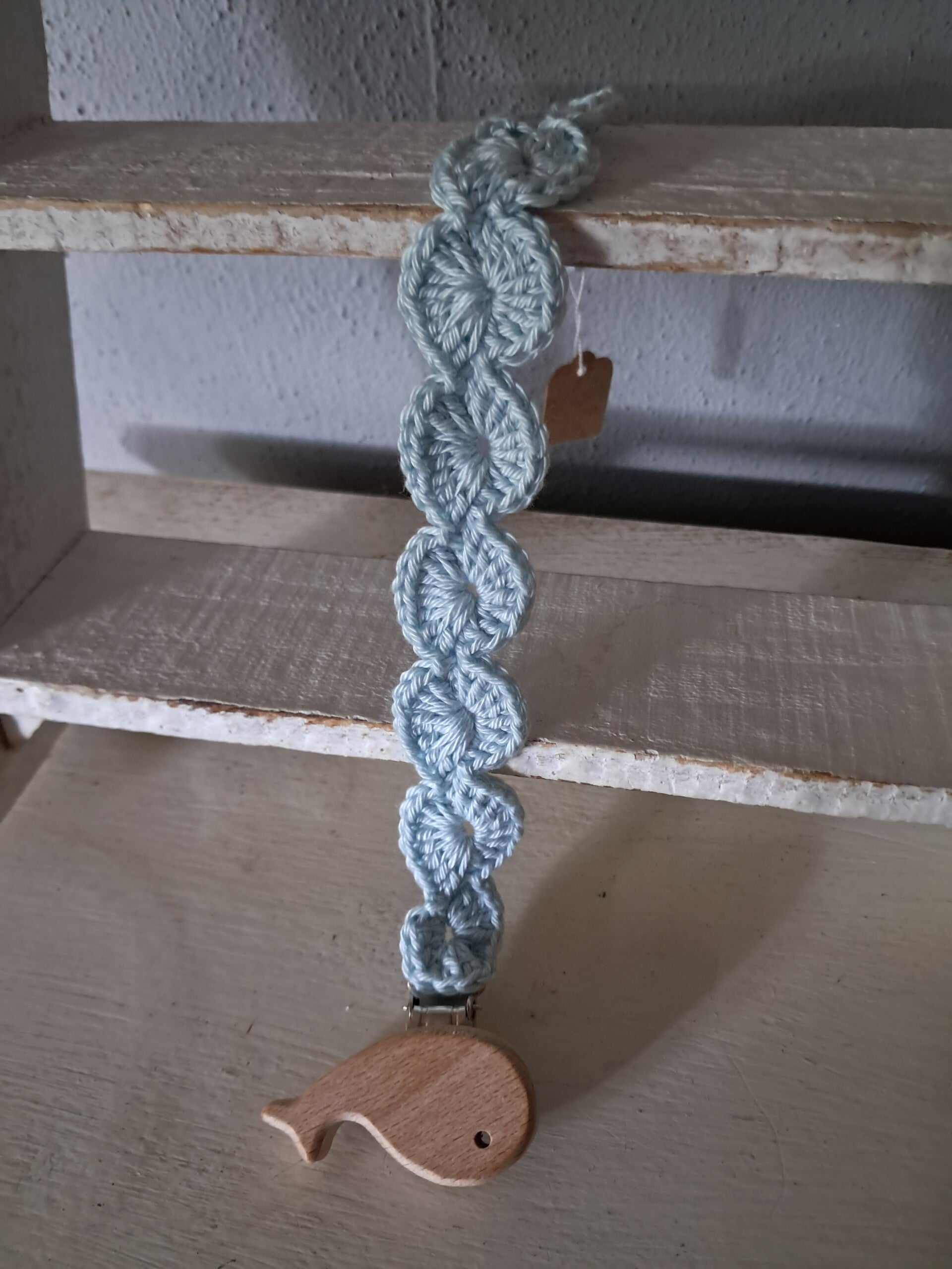 Speenkoord gehaakt walvis  licht blauw