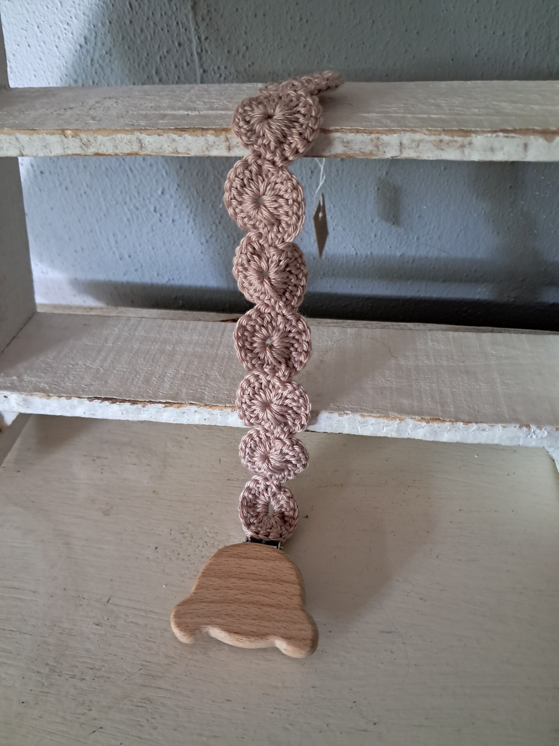 Speenkoord gehaakt beer taupe